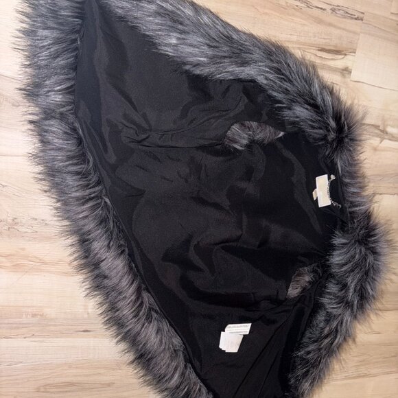 Michael Kors Faux Fur Vest M - Picture 7 of 8